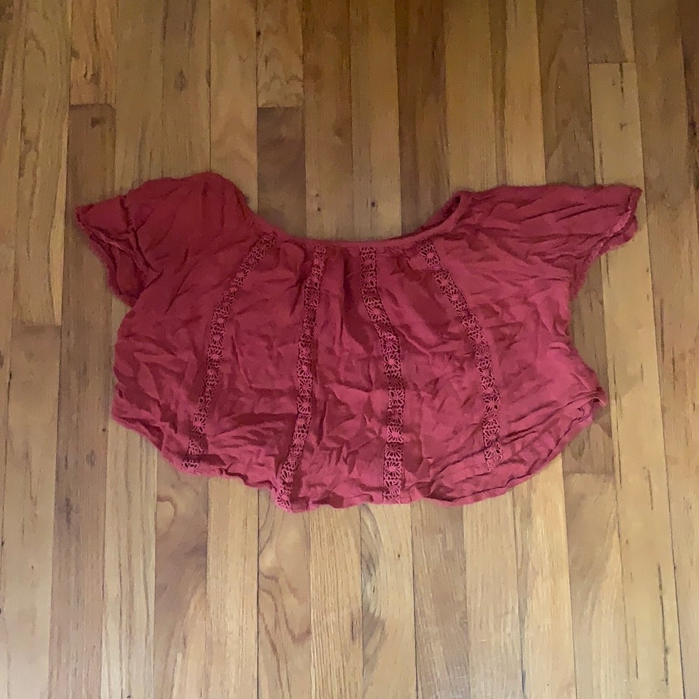 Flowy Crop Top Short Sleeve